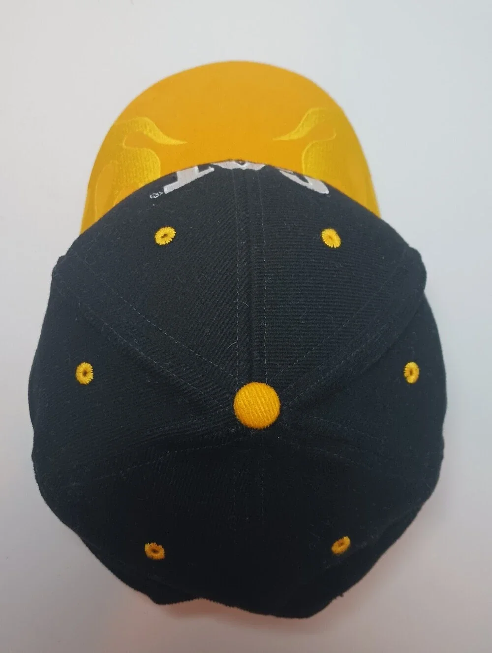 Vintage CAT Caterpillar Flames Cap Hat Black Yellow Cyrk OSFM Adjustable